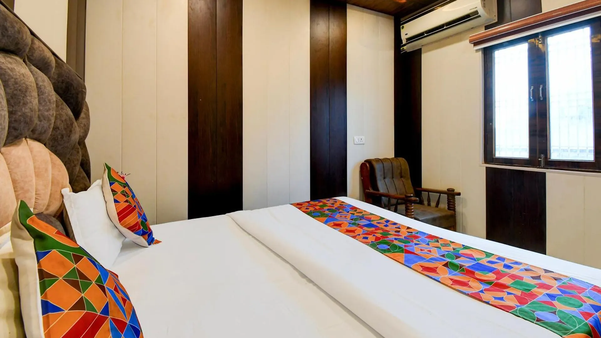 Hotel Valencia Palace Varanasi